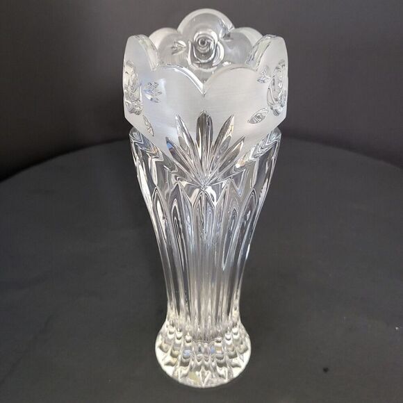 VTG Oneida Crystal Bud Vase Southern Garden Pattern Rose Design on Frost Border - Picture 7 of 10